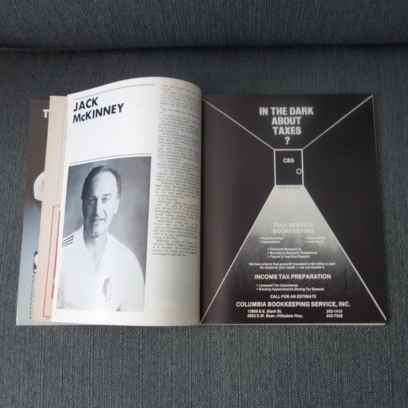 hoop Portland Trail Blazers vs Houston Rockets Saturday November 25 1978 Program - Picture 6 of 16